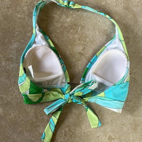 Funky Retro Bikini - Picture 4 of 5